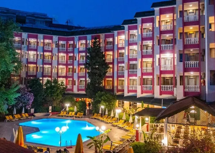 Bieno Club Svs 4* אלאניה